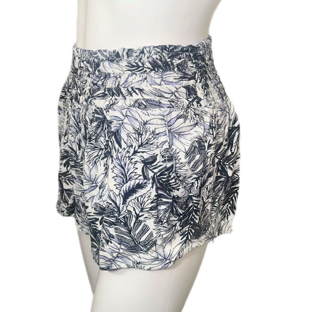 Sincerely Jules Drawstring Shorts (L) - Picture 4 of 12